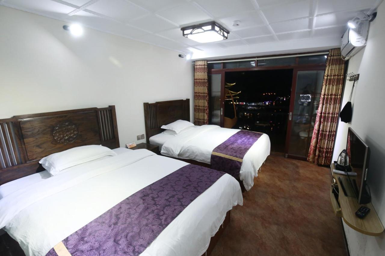 Lqj Riverside Guest House Fenghuang Exterior foto